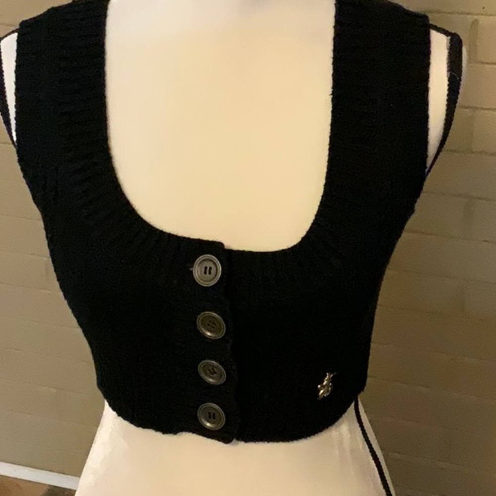 X O X O  vest